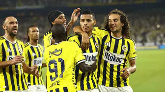 Kadıköy'de büyük gün: Fenerbahçe'nin yeni yıldızları ilk sınavlarına hazırlanıyor