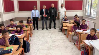 Depremzede minikler için yeni bir başlangıç: Küçüklü İlkokulu kapılarını açtı