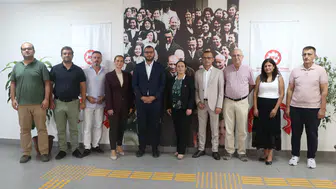 Adana'da Umut Veren Girişim: Maskenizi Takın, Kimliğinizi Gizleyin ve Hayatınızı Geri Kazanın