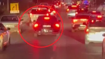 İtfaiyeye yol vermeyen çakarlı araç tartışma yarattı: O otomobil kime ait?
