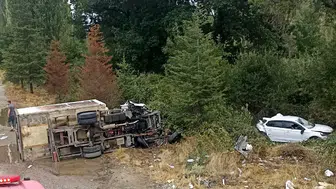 Uşak'ta yol kenarındaki mola kabusa döndü: Kamyonet dehşet saçtı