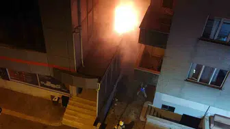 Kavacık'ta gece yarısı paniği: 7 katlı binada alevler yükseldi