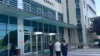 Mutluluk yerini jandarma baskınına bıraktı: Kına gecesinde silahlı eğlenceye geçit yok