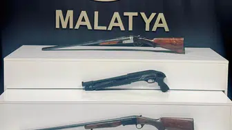 Malatya'da şafak vakti operasyon: Cephanelik gibi evlere baskın