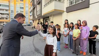 Mahmut Uçar'dan Hilalkent'te Gece Mesaisi: Sahada Vatandaşla Buluştu