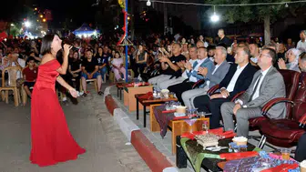 Beydağ'da çifte bayram: Hem kurtuluş coşkusu hem festival heyecanı bir arada yaşandı