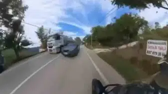Uludağ yolunda saniyelerle gelen ölümden dönüş: Kask kamerası her şeyi kaydetti