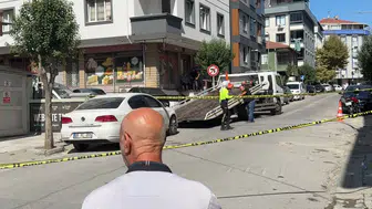 Avcılar'da trafikte dehşet anları: Motosikletli saldırgan dehşet saçtı