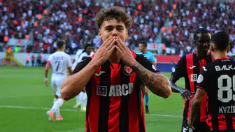 Çorum FK evinde fırtına gibi esti: Eyüpspor karşısında ilk yarıda fişi çekti