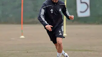 Altay'da savunma hattı için kritik hamle: Sefa Özdemir ile masaya oturuluyor