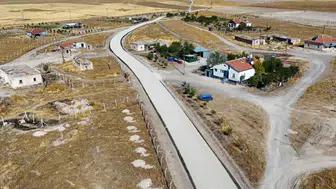 Aksaray'da ulaşım konforu artıyor: Köy yollarında asfalt seferberliği