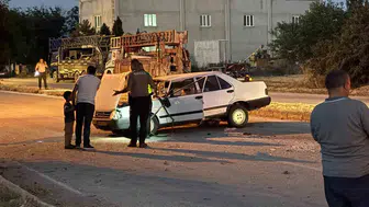 Isparta'da akşam saatlerinde dehşet anları: İki otomobil çarpıştı, araçlardan biri tarlaya savruldu