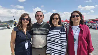 Gökyüzünde Vefa Buluşması: Türk Havacılığının İki Efsanesi Ailelerini Bir Araya Getirdi