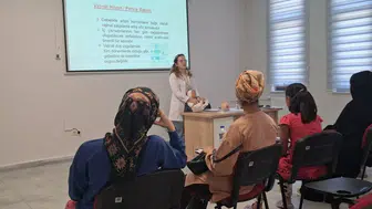Erfelek'te anne adayları için kritik buluşma: Sağlıklı nesillerin temeli atılıyor