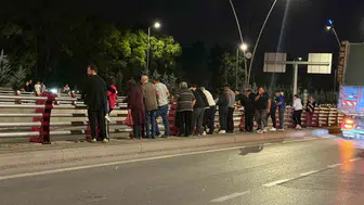 Kayseri'de trafik kazası yaşandı, meraklı vatandaşlar trafiği kilitledi