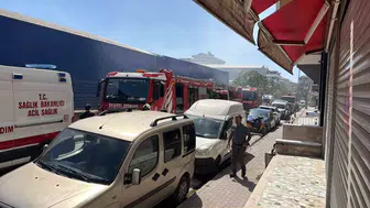 Avcılar'da tadilat faciası: Çatı katında mahsur kalanlar için nefes kesen kurtarma operasyonu