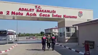 Adana'da jandarma düğmeye bastı: 10 yıla kadar hapis cezası olan firariler kıskıvrak yakalandı