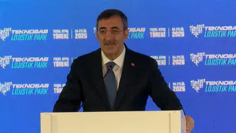 Cevdet Yılmaz'dan gençlere 'kahraman' uyarısı: Yanlış figürler sosyal yapımızı dejenere ediyor
