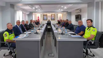 Karaman trafiğinde yeni dönem: Vali Çiçek'ten sürücülere kritik uyarılar