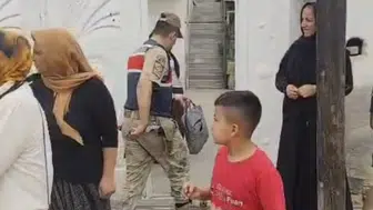 Suruç'ta dehşet anları: Eve giren dört kadın ev sahibini bağlayıp altınları çaldı