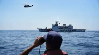 Silivri açıklarında korkunç kaza: 10 denizciyi arama çalışmaları havadan görüntülendi
