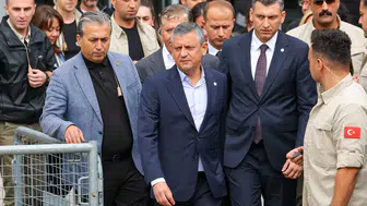 Özgür Özel'den Ankara Katliamı davasında kritik çıkış: Kamu görevlileri yargılanmadan bu karanlık sayfa kapanmaz
