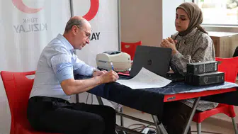 Selçuklu'da Kızılay seferberliği: Başkan Pekyatırmacı bizzat katıldı