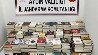 Gece pazarında korsan kitap operasyonu: Yüzlerce eser toplandı