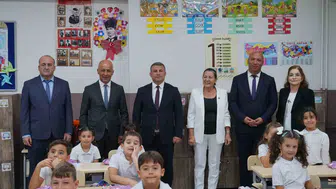 Ayvalık'ta 11 bine yakın öğrenci için ders zili çaldı: Yeni dönemde oyun vurgusu