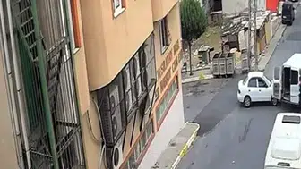 59 suç kaydıyla polisten kaçarken trafiği birbirine kattı: O anlar saniye saniye görüntülendi