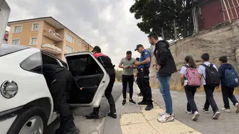 Başkentte eğitim mesaisi: Emniyetten öğrencilere tam koruma kalkanı