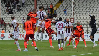 Bandırma'da sessizliği bozan gol: Ümraniyespor son dakikada güldü