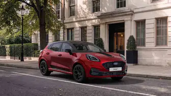 Ford Puma ailesine karanlık dokunuş: ST-Line Black Edition yollara çıkıyor