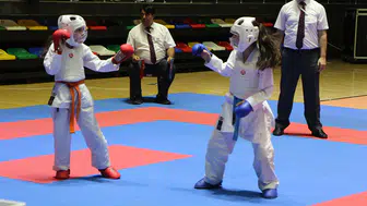 Samsun'da Karate Rüzgarı: Binlerce Sporcu Madalya İçin Tatamiye İndi