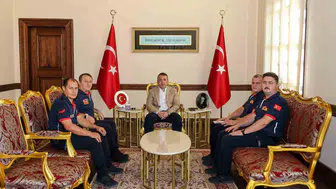 Bilecik'te İtfaiye Haftası Mesaisi: Vali Sözer'den Kahramanlara Özel Kabul