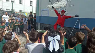 Samsun'da okulun ilk günü uzay yolculuğu gibi başladı: Minikler için unutulmaz karşılama