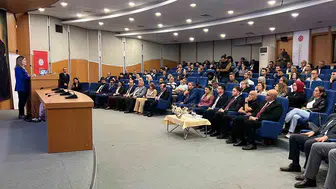 Kamu yönetiminde yeni dönem: Çanakkale'de iletişim stratejileri masaya yatırıldı