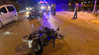 Bilecik'te gece yarısı kaza: İki araç kavşakta çarpıştı