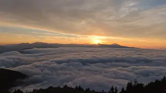 Artvin'de gökyüzü ile yeryüzü yer değiştirdi: 2 bin 100 metrede büyüleyici anlar