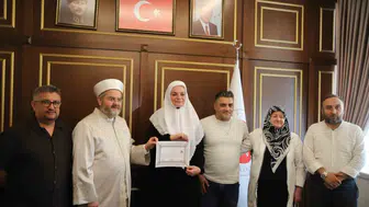 Alman vatandaşı Stefanıe Breer'in İslam'a uzanan yolculuğu: Abdülhamid Han'ın hayatı dönüm noktası oldu
