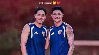 Kayserispor'da eleştiri oklarının hedefindeki isme takım arkadaşından kalkan