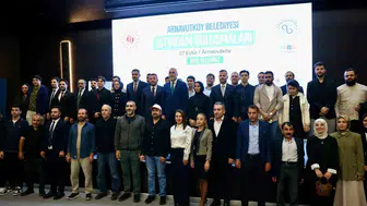 Arnavutköy'de istihdam seferberliği: Bakan Işıkhan gençlerle bir araya geldi