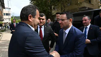 Bakan Gürlek'ten vefalı ziyaret: Şehit evinde duygusal anlar