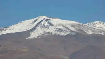 Erzincan'da kışın ayak sesleri: Zirveler mevsimin ilk karıyla tanıştı