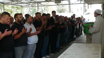 Gaziantep'te dehşet saçan eşin kurbanı olan genç kadın Kilis'te son yolculuğuna uğurlandı