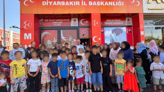 Diyarbakır'da okul heyecanı MHP'nin desteğiyle ikiye katlandı