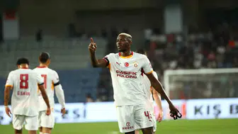 Galatasaray'da Osimhen şoku: Golünü attı, sakatlığıyla korkuttu