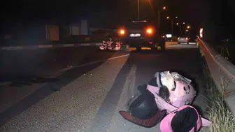 Kavşakta dehşet anları: Çarpışmanın şiddetiyle metrelerce sürüklendi