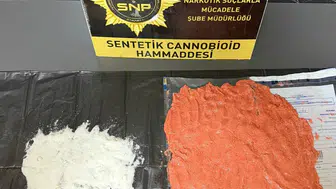 Sakarya'da zehir tacirlerine büyük darbe: Tonlarca bonzaiye dönüşebilecek hammadde yakalandı