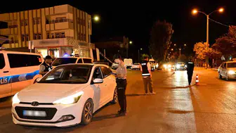 Adıyaman sokaklarında gece operasyonu: 200 bin lirayı aşan fatura kesildi